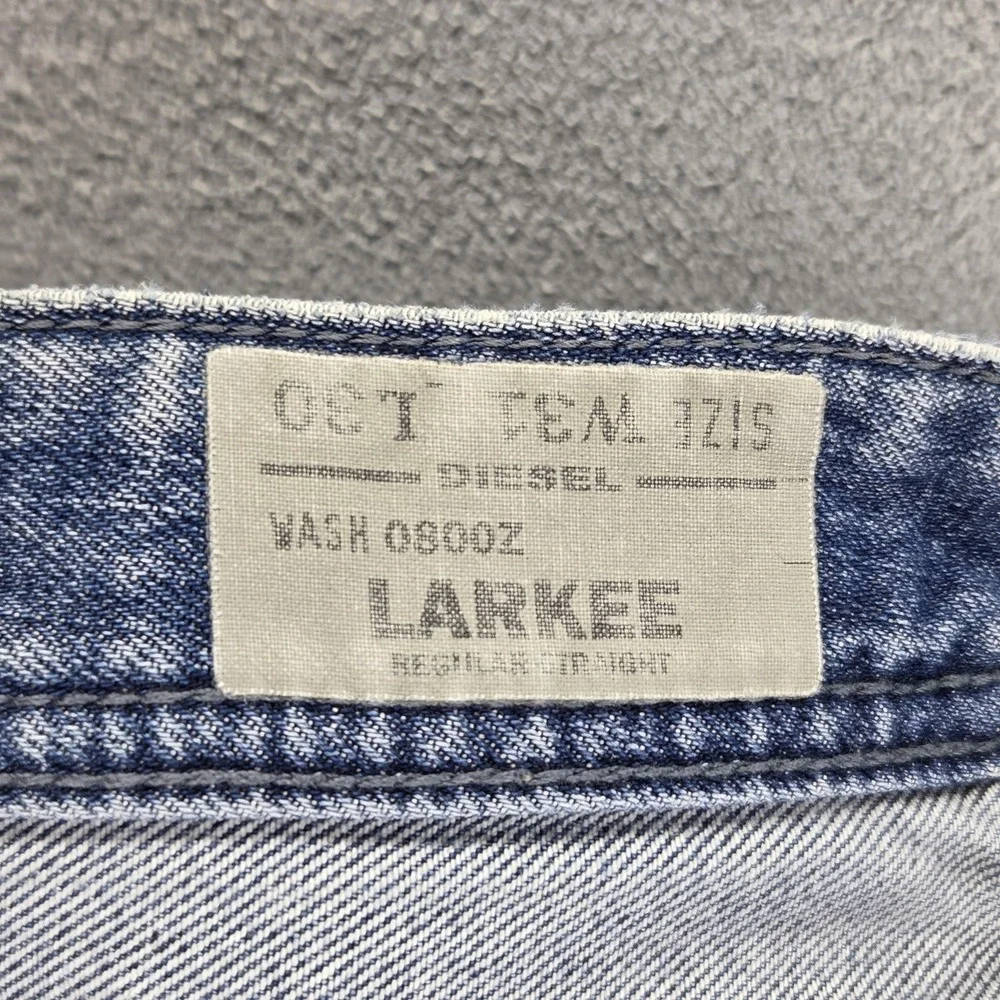 Diesel Jeans Mens 31x30 Blue Larkee Regular Straight Button Fly Italy 0800Z